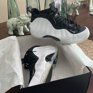 NIKE • FOAMPOSITES • ONE